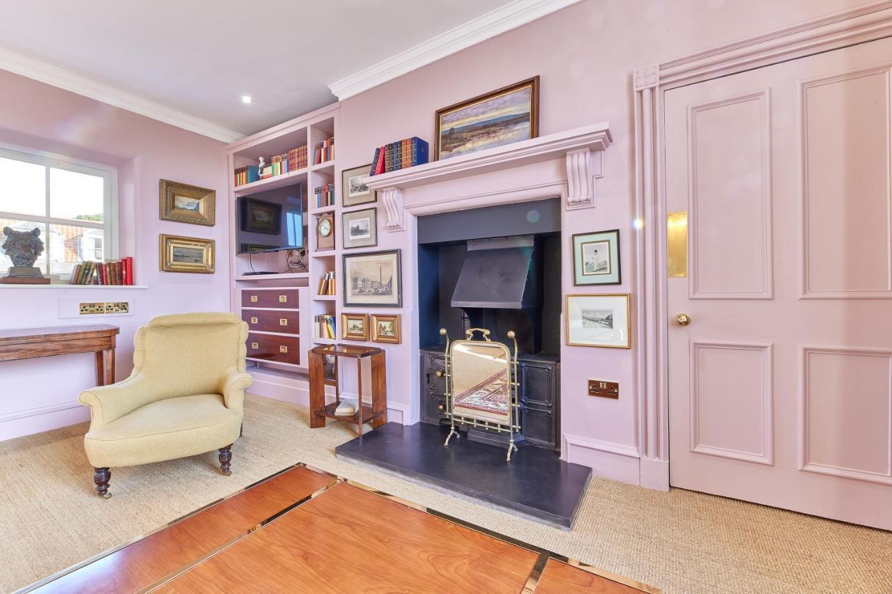 River View: Characterful Townhouse, Stunning Views Berwick Upon Tweed Esterno foto